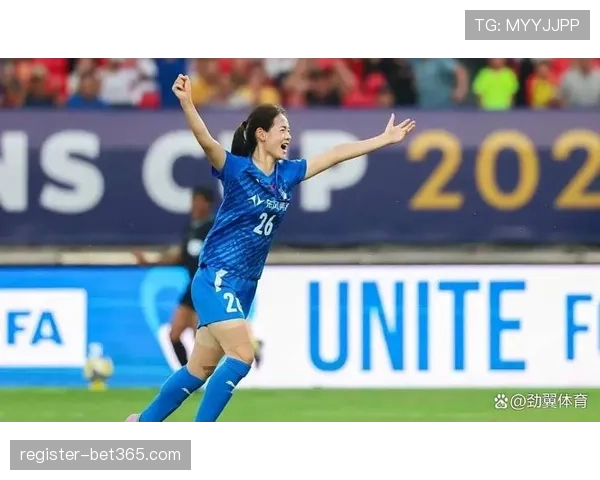 荣耀瞬间,阿森纳球员,埃泽与全场,bet365中文,bet365国内网址网站,BET365体育